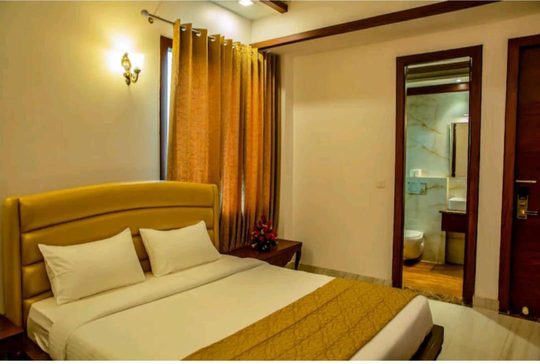होटल Grande By Goyal Hoteliers Agra (Uttar Pradesh)